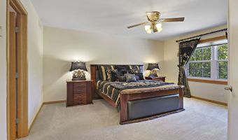 765 N Central Ave, Addison, IL 60101
