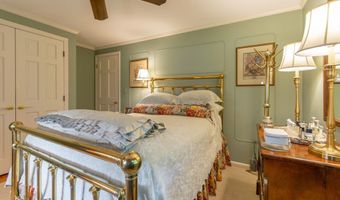 92 Forest Rd, Agawam, MA 01001