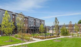 3062 Hydrangea Ln 48, Ann Arbor, MI 48103