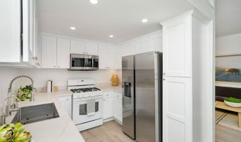 17914 Magnolia Blvd 135, Encino, CA 91316