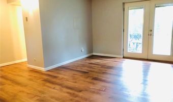 361 Messina Dr, Ballwin, MO 63021