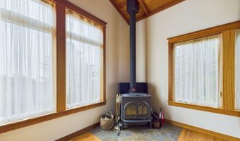 446 Highland Ave, Huron, CA 95570