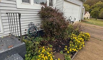 3 Farhills Dr, Athens, OH 45701