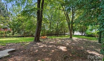 2728 Arnold Dr, Charlotte, NC 28205