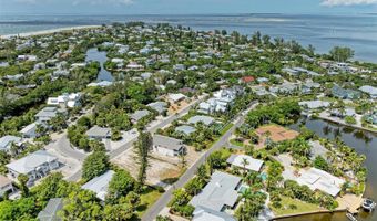 136 CRESCENT Dr, Anna Maria, FL 34216