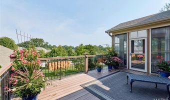 259 Meadowbrook Country Club Est, Ballwin, MO 63011