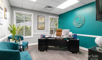 8037 Corporate Center Dr, Charlotte, NC 28226