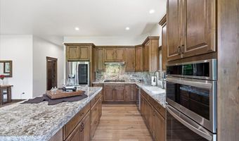 216 Mara Mdws, Athol, ID 83801