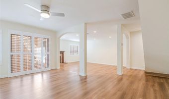 5401 Zelzah Ave 124, Encino, CA 91316