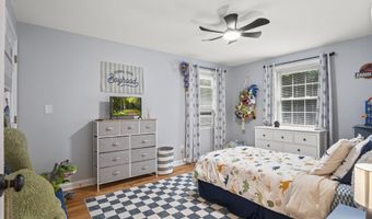 15 Blueberry Ln, Burlington, CT 06013