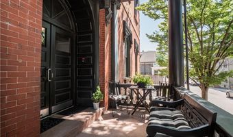 11 Willow St 5, Newport, RI 02840