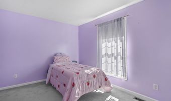 16 Summit Rd, Bedford, NH 03110