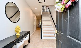 6915 ROLLING CREEK Way, Alexandria, VA 22315