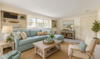 84 Founders Vlg 84, Clinton, CT 06413