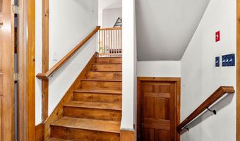 8 Miltimore Rd, Antrim, NH 03440