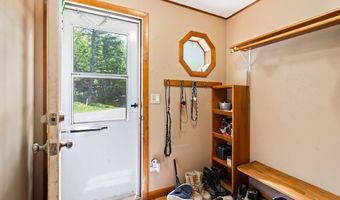 898 Cottage St, Athol, MA 01331