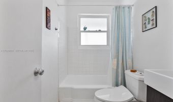 20 Park Dr 6, Bal Harbour, FL 33154