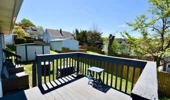 15 Cross St, Andover, NJ 07801