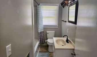 114 S PARKWAY Ave, Bethel Springs, TN 38315