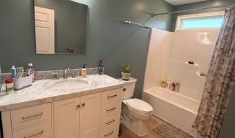 47 Little Brook Ln, Bristol, VT 05443