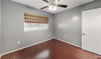 10203 Crestview Dr, Tyler, TX 75707