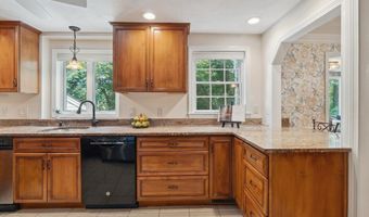35 Michael Way, Andover, MA 01810