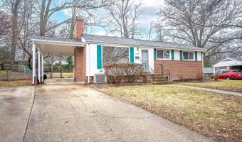 6909 FERN Ln, Annandale, VA 22003