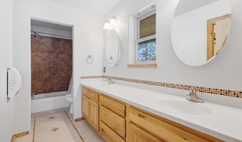 30 Stagecoach Rd, Bayfield, CO 81122