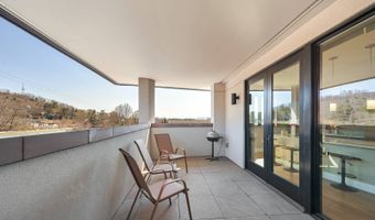 145 Biltmore Ave 205, Asheville, NC 28801