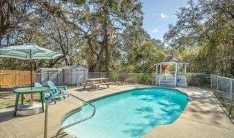 657 Pine St, Alligator Point, FL 32346