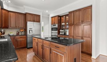 16 FARM RIDGE Ct, Baldwin, MD 21013