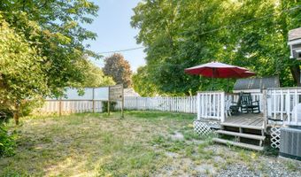 424 E DARWIN St, Athena, OR 97813