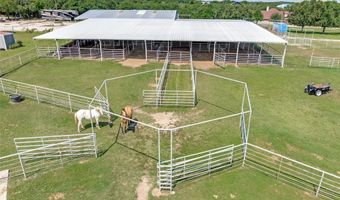 125 Rolling Bend Rd, Alvord, TX 76225