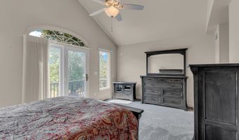 1780 Williamsburg Dr, Adrian, MI 49221