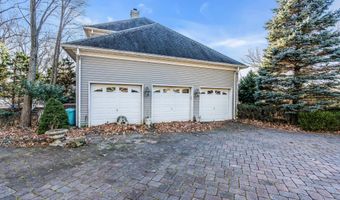26 Bruns Rd, Allenhurst, NJ 07711