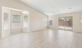 1576 E GABRILLA Dr, Casa Grande, AZ 85122