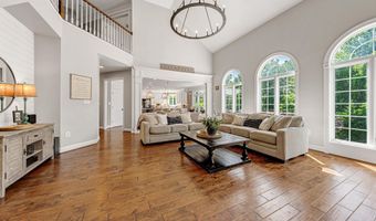 24168 SPRING MEADOW Cir, Aldie, VA 20105