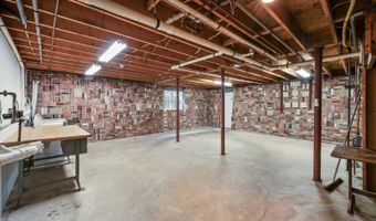 61 W Munson Ave, Andover, NJ 07801