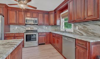 119 East Rd, Belford, NJ 07718