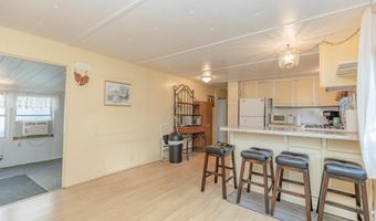92 Rohr St #5, Arnolds Park, IA 51331