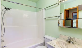 2216 Duff Ave, Ames, IA 50010