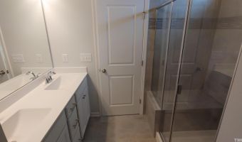 2943 Sunflower Rd, Apex, NC 27502