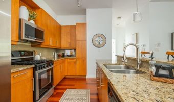870 Inman Village Pkwy NE 201, Atlanta, GA 30307