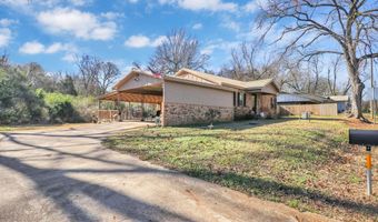 554 E San Antonio St, Alto, TX 75925