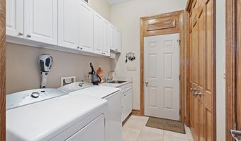 1653 Chapel Ridge Ln, Adams Twp., PA 16046