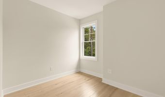 9512 FOREST Rd, Bethesda, MD 20814