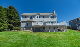 56 Marine Dr, Narragansett, RI 02882