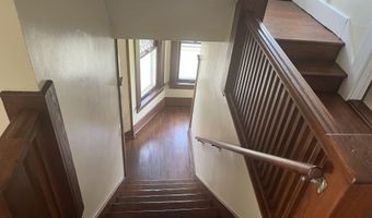 406 N Main St, Ada, OH 45810