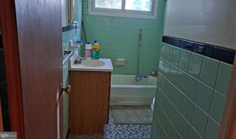 1214 HALL Ave, Abington, PA 19001