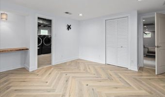 9026 MCNAIR Dr, Alexandria, VA 22309